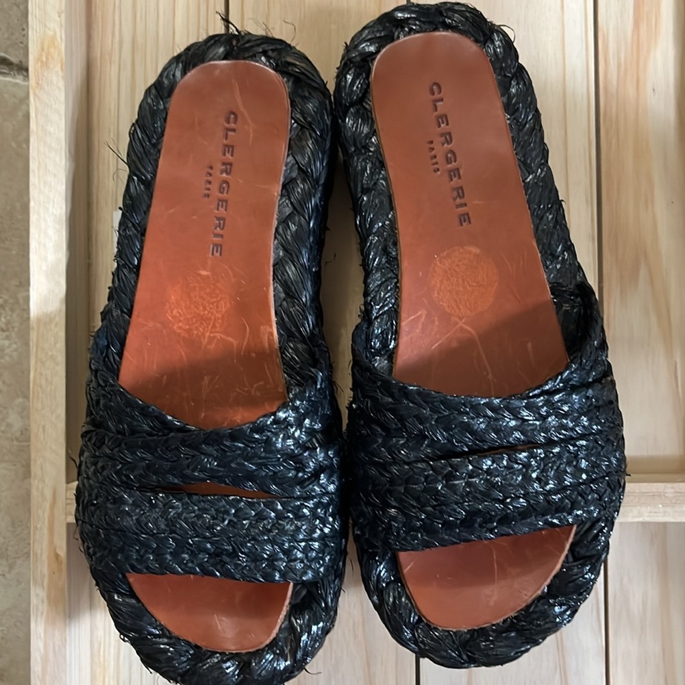 Robert Clergerie raffia black sandals